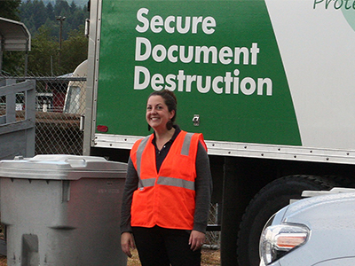 Kendra Buford - University branch assistant manager at shred day - Oregon State Credit Union